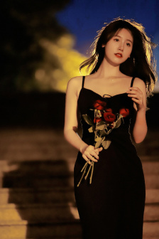 玛莉娜1984